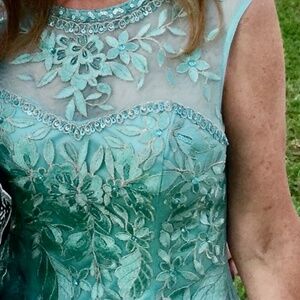 Lovely Sue Wong beaded aquamarine beaded cocktail dress